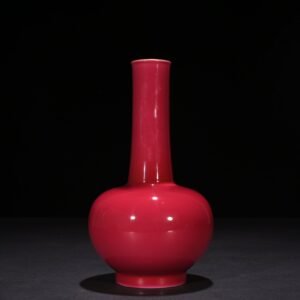 Qing Dynasty Yongzheng rouge red glaze straight neck bottle