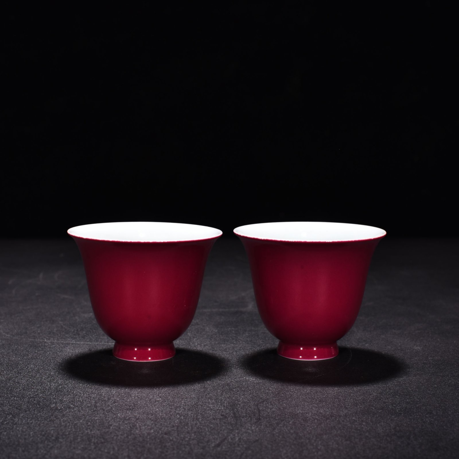 Qing Dynasty Yongzheng Carmine red glaze bell cup