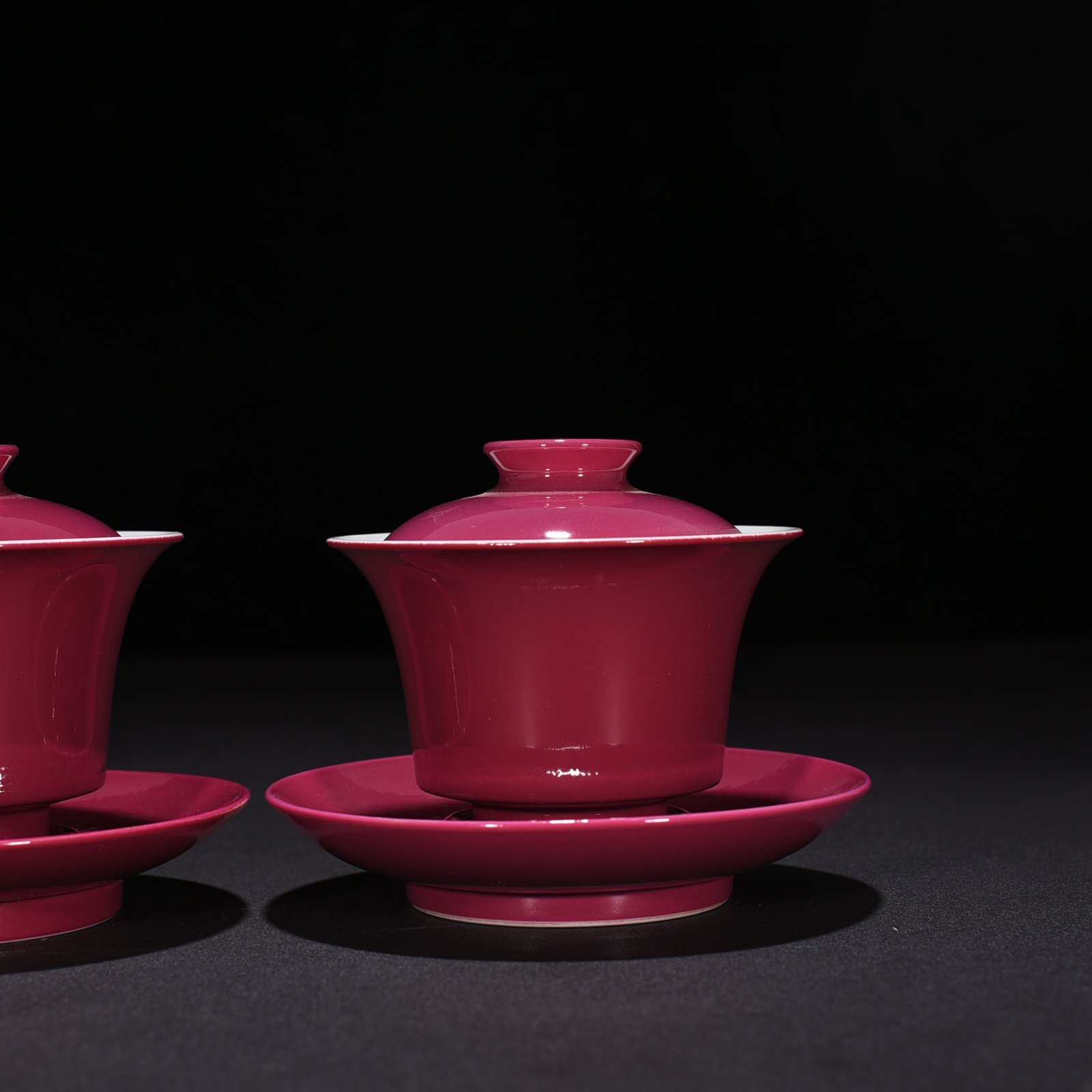 Qing Dynasty Yongzheng rouge red glaze horseshoe bowl