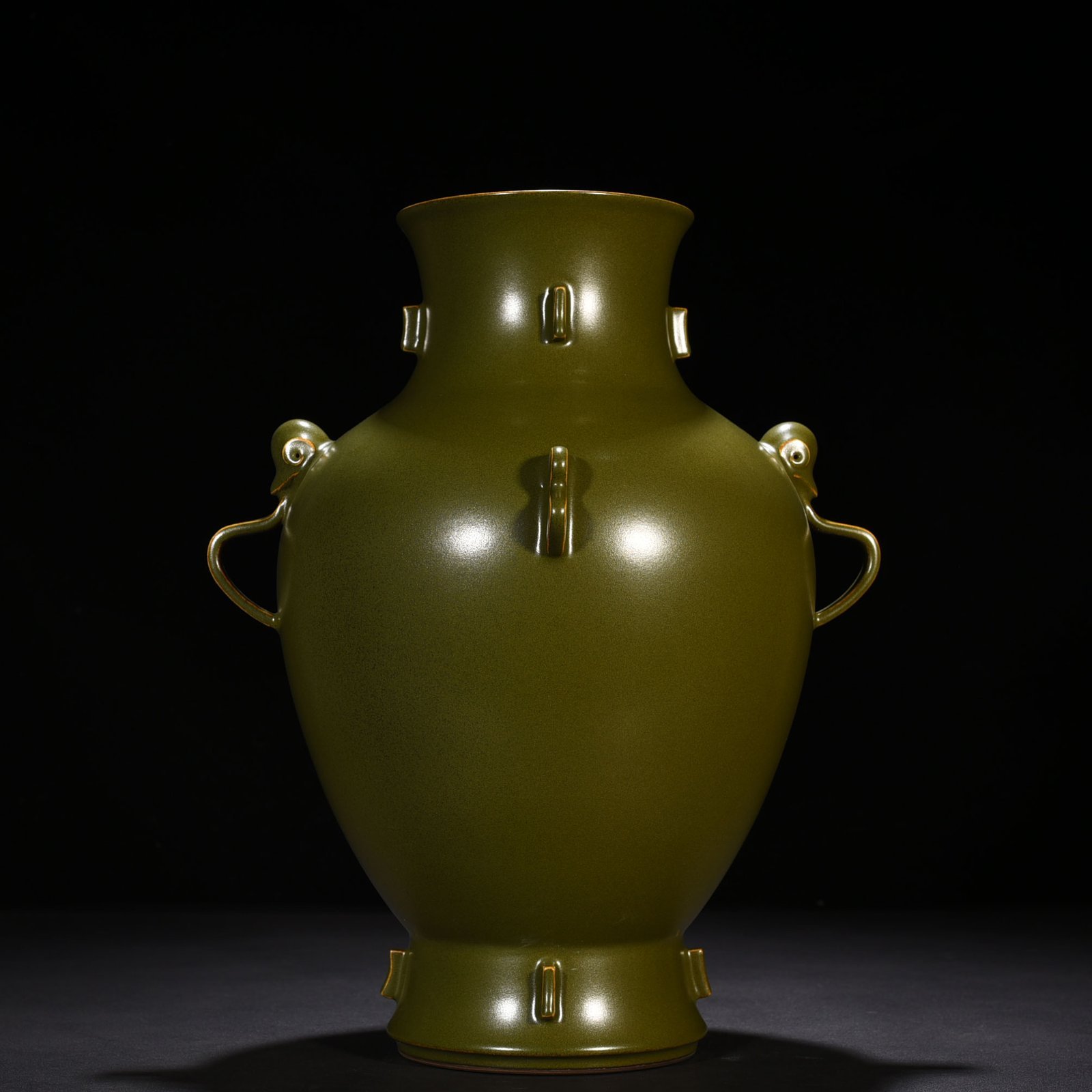 Qing Dynasty Yongzheng tea powder-glazed Ruyi Erzun