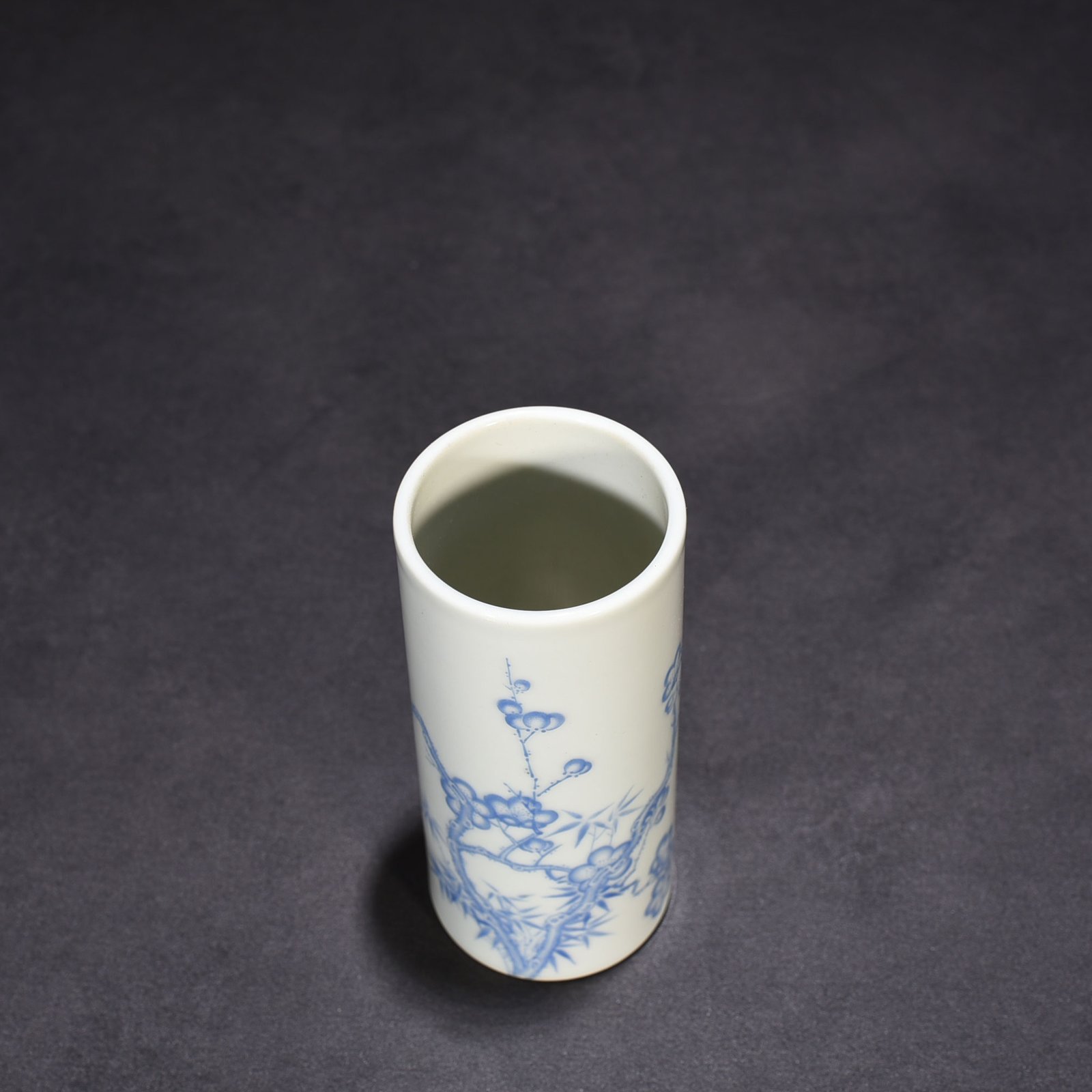 Qing Dynasty Yongzheng blue material colorful bamboo and plum double clear pen holder