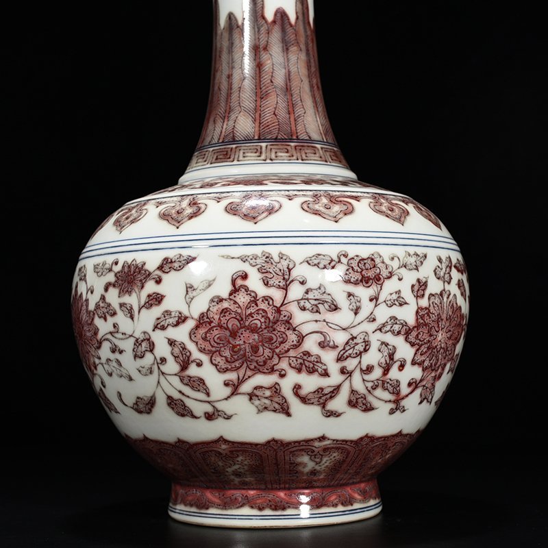 Qing Dynasty Yongzheng underglaze red underglaze flower vase