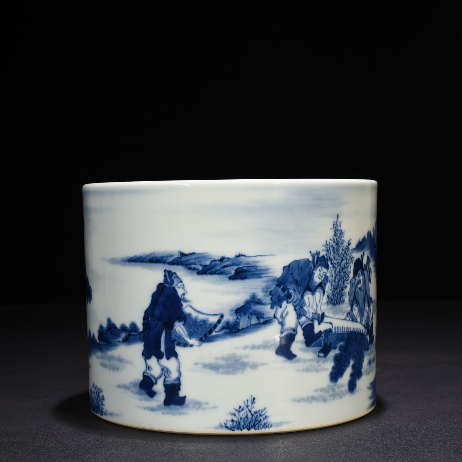 Qing Dynasty Yongzheng blue and white autumn harvest farmhouse character pen holder