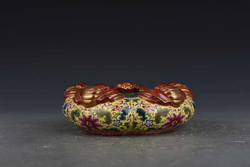 Qing Dynasty Yongzheng yellow ground enamel five blessing wash
