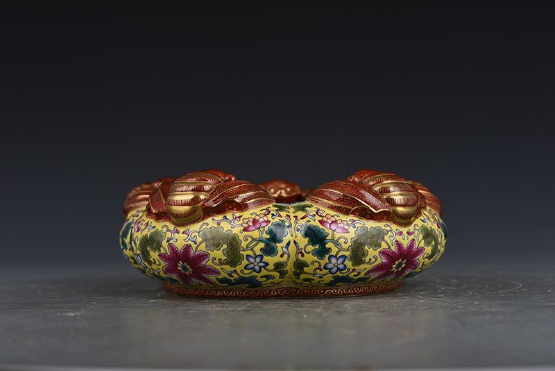Qing Dynasty Yongzheng yellow ground enamel five blessing wash
