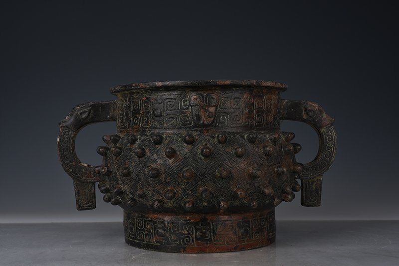 Zhou Dynasty Bronze Gui Furnace Antique Antique Porcelain