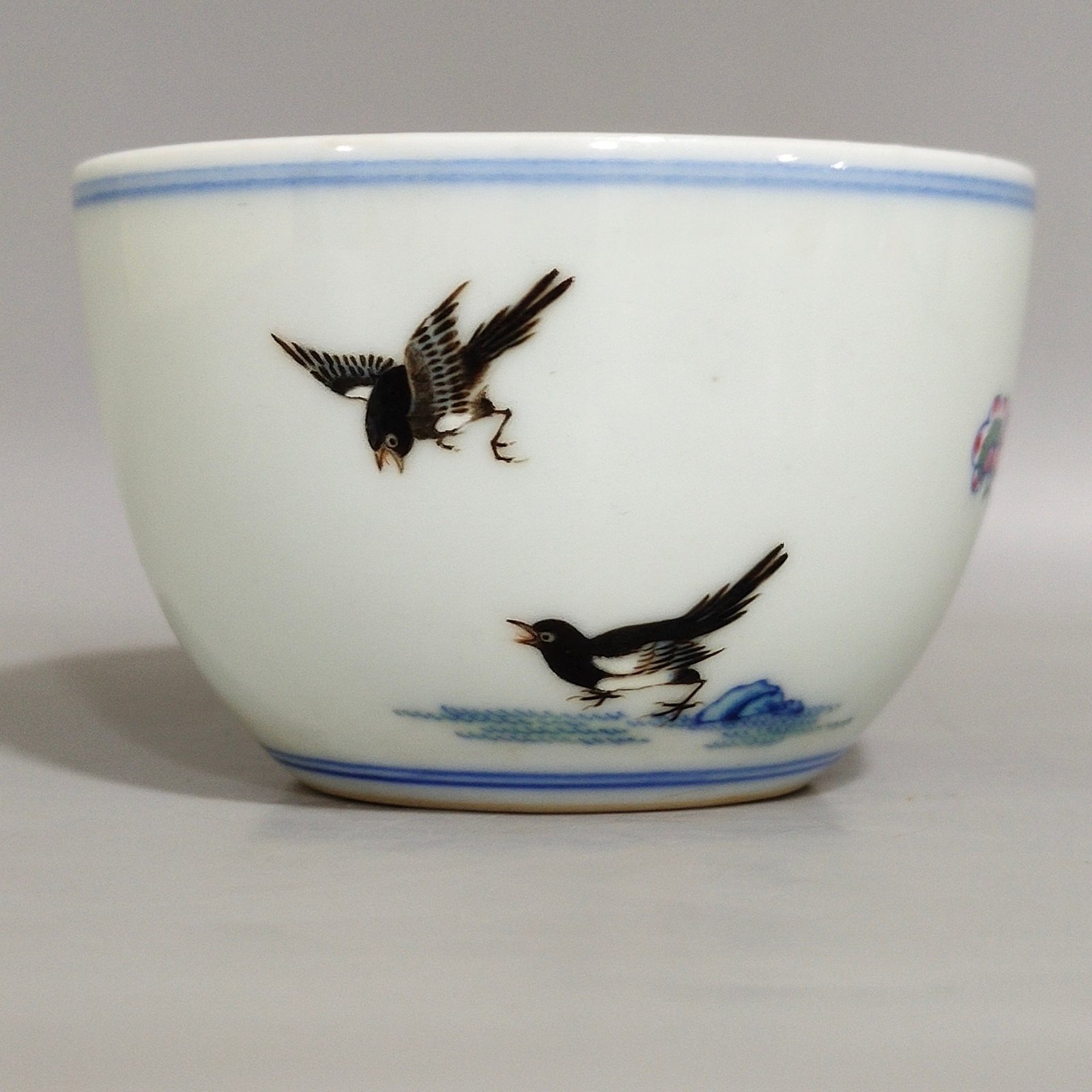 Ming Dynasty Chenghua sustenance money happy lintel cup