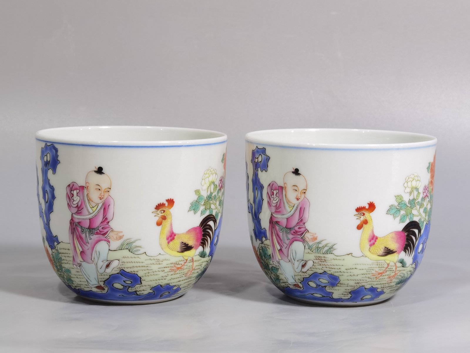 Qing Dynasty Qianlong antique pastel chicken cup