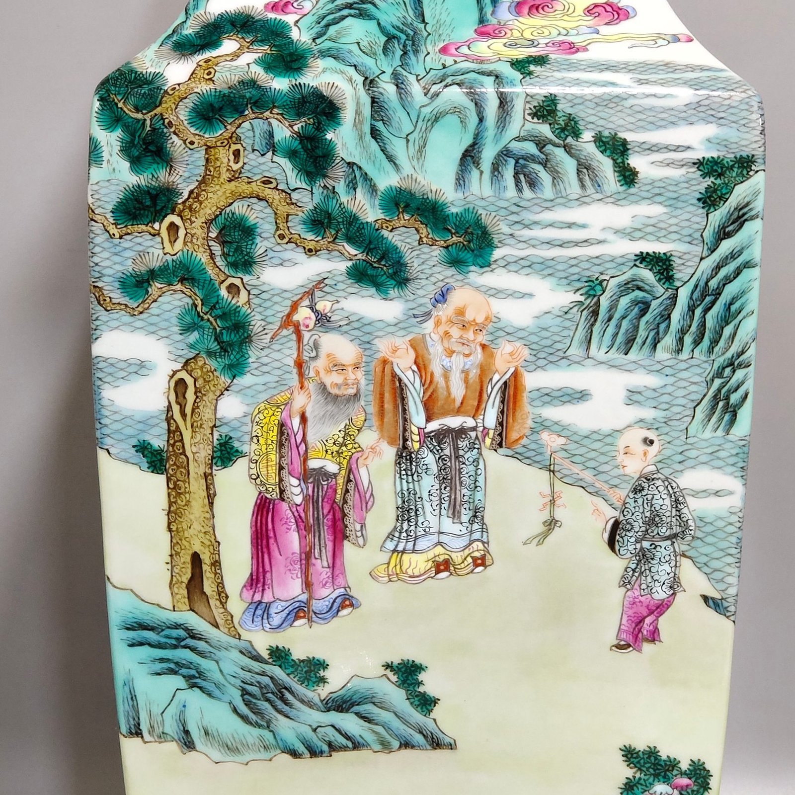 Qing Dynasty Qianlong Shendetang character story longevity star square inlaid vessel