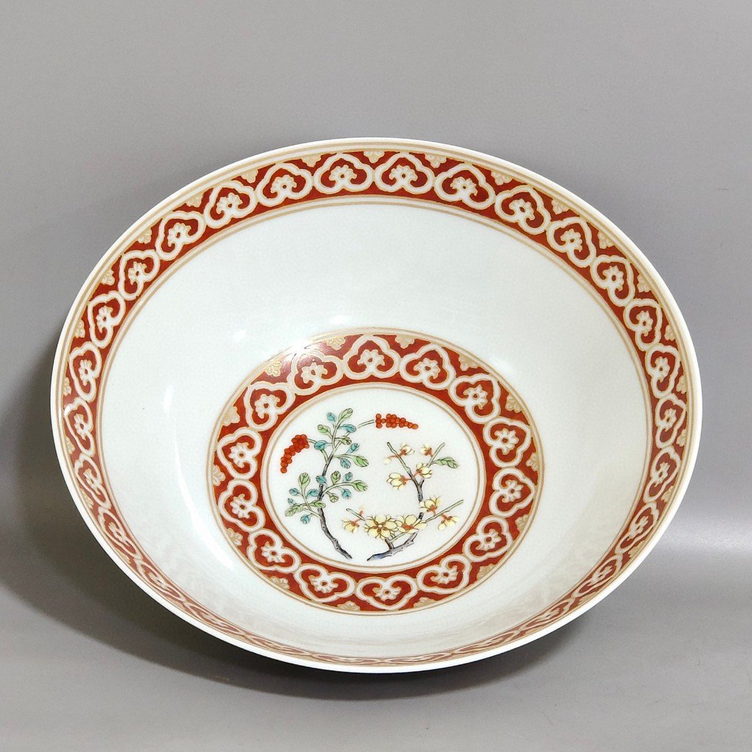 Qing Dynasty Qianlong A bamboo hat bowl with lotus leaves and red embroidery in gold