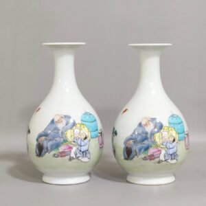 Qing Dynasty Qianlong A jade pot and spring vase