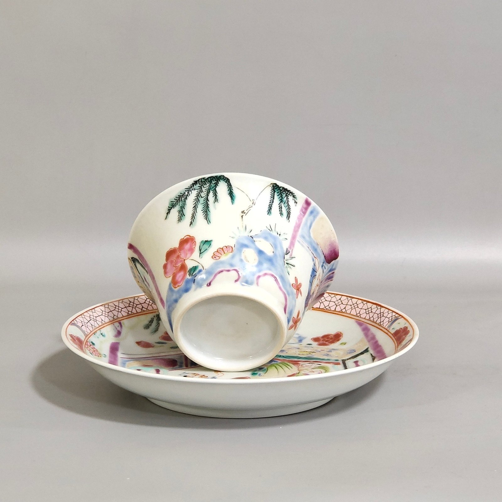 Qing Dynasty Overseas export character story cup set