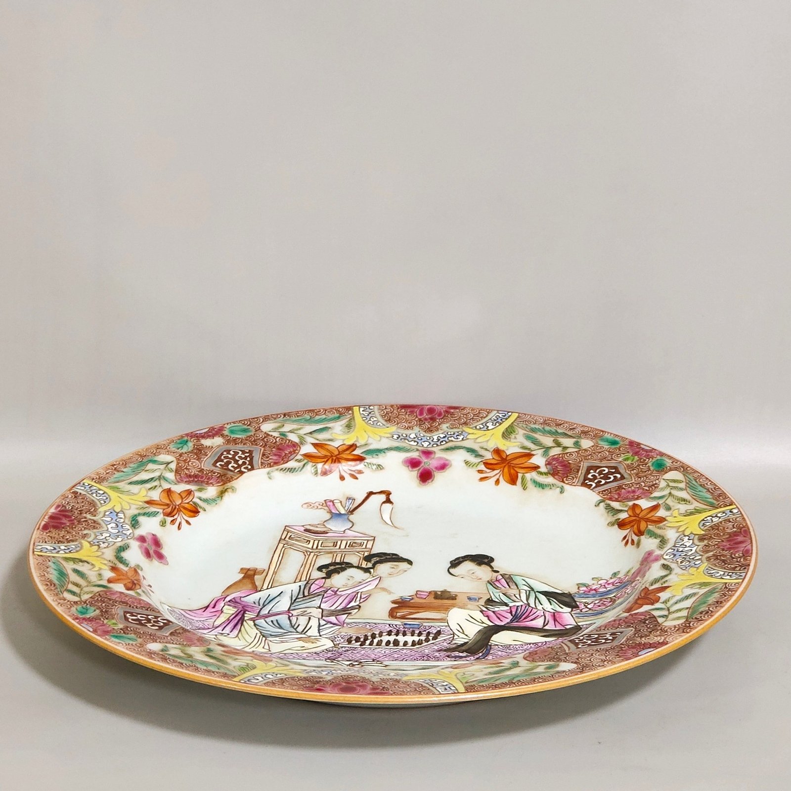 Qing Dynasty Overseas return and export character story plate