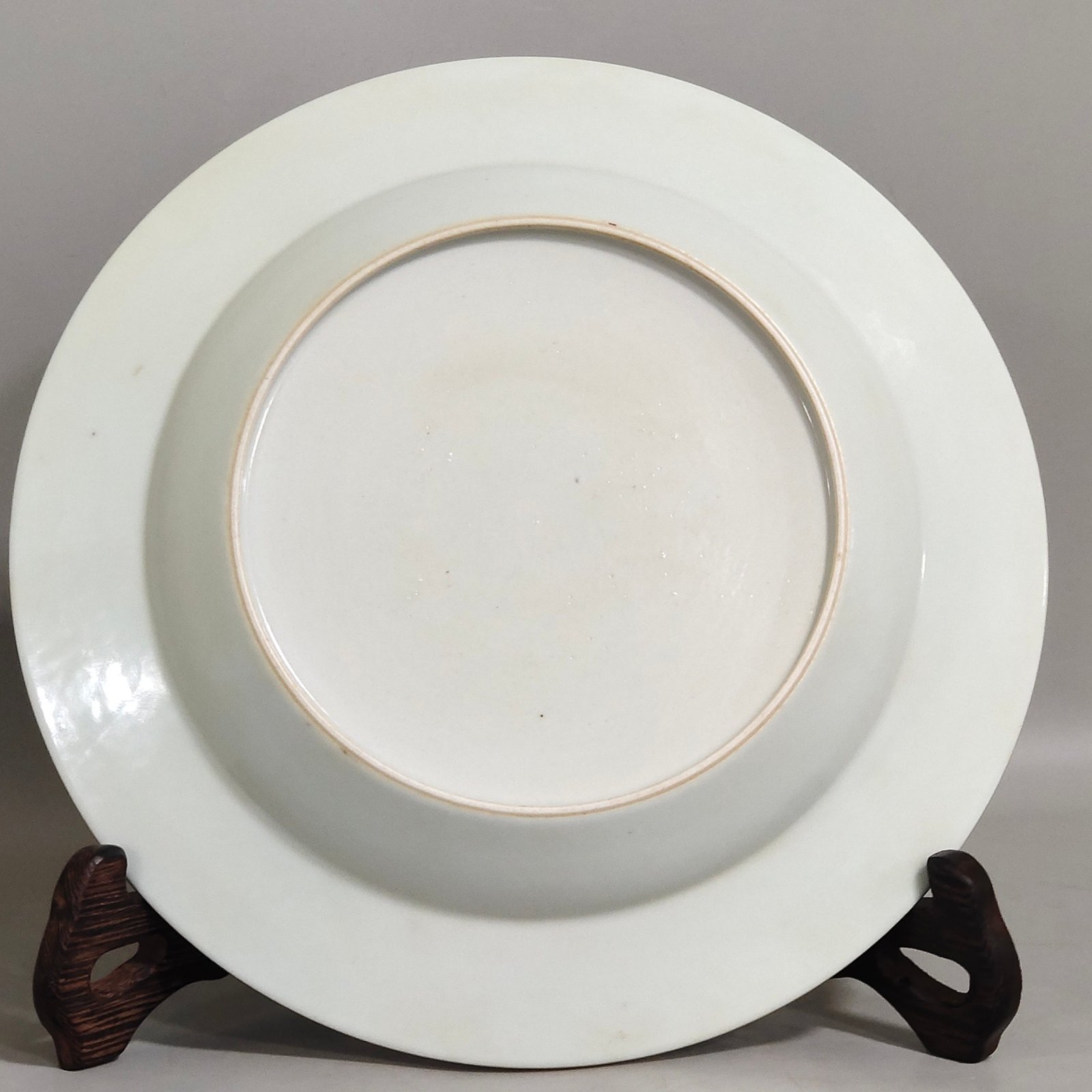 Qing Dynasty Yongzheng Lotus plate for overseas export