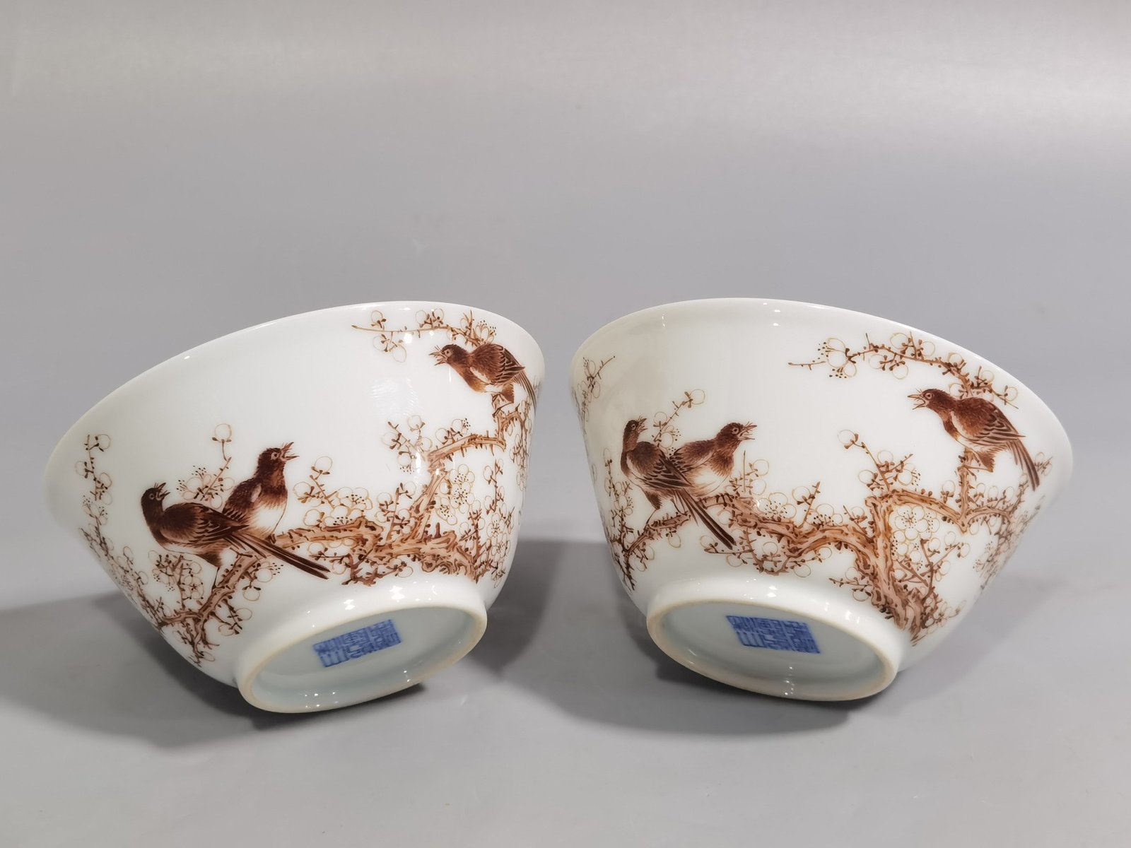 Qing Dynasty Qianlong ink color magpie climbing plum blossom cup with poem inscription