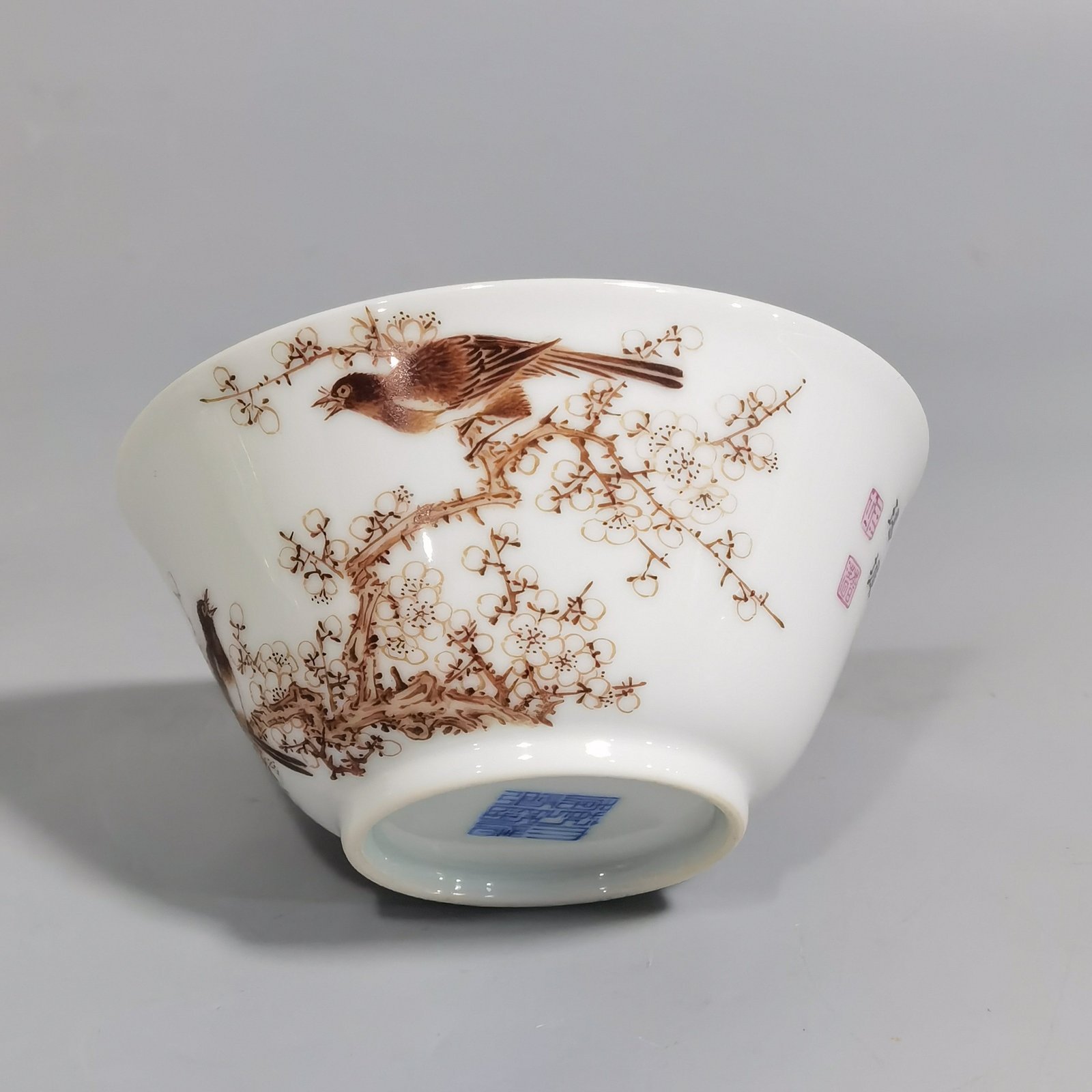 Qing Dynasty Qianlong ink color magpie climbing plum blossom cup with poem inscription