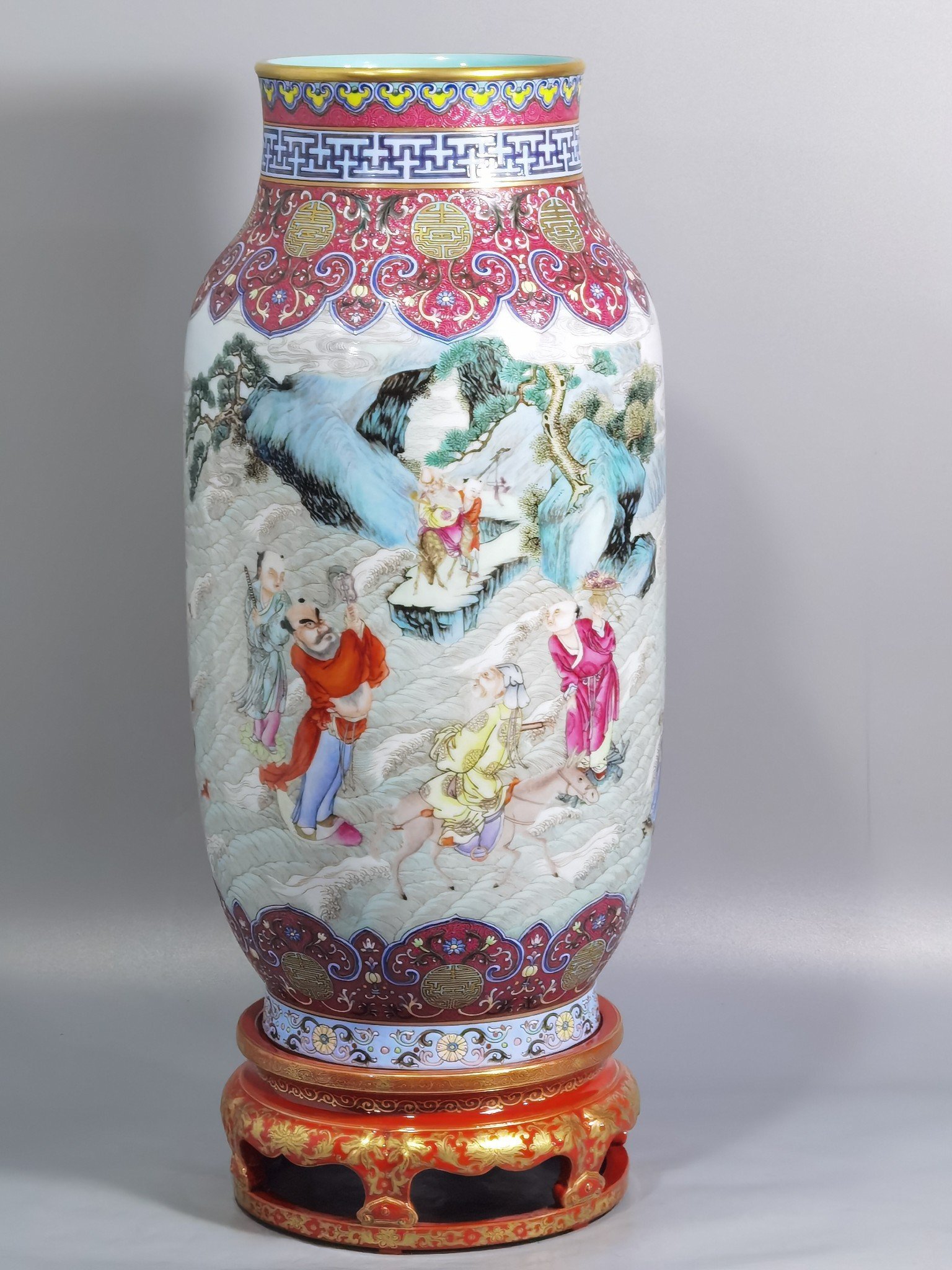 Qing Dynasty Qianlong Yangcai Eight Immortals Birthday Lantern Vase