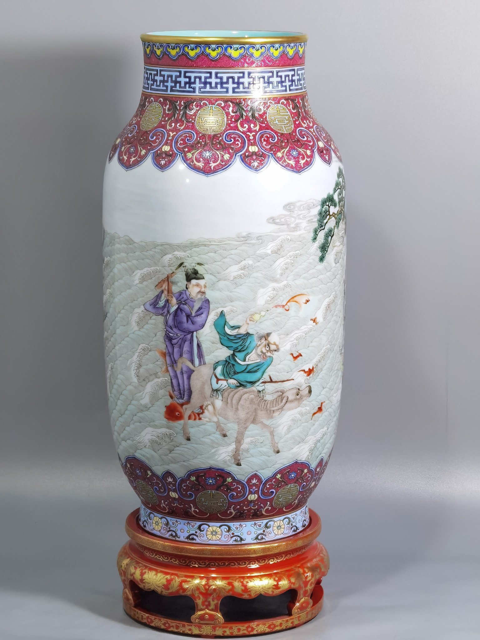 Qing Dynasty Qianlong Yangcai Eight Immortals Birthday Lantern Vase