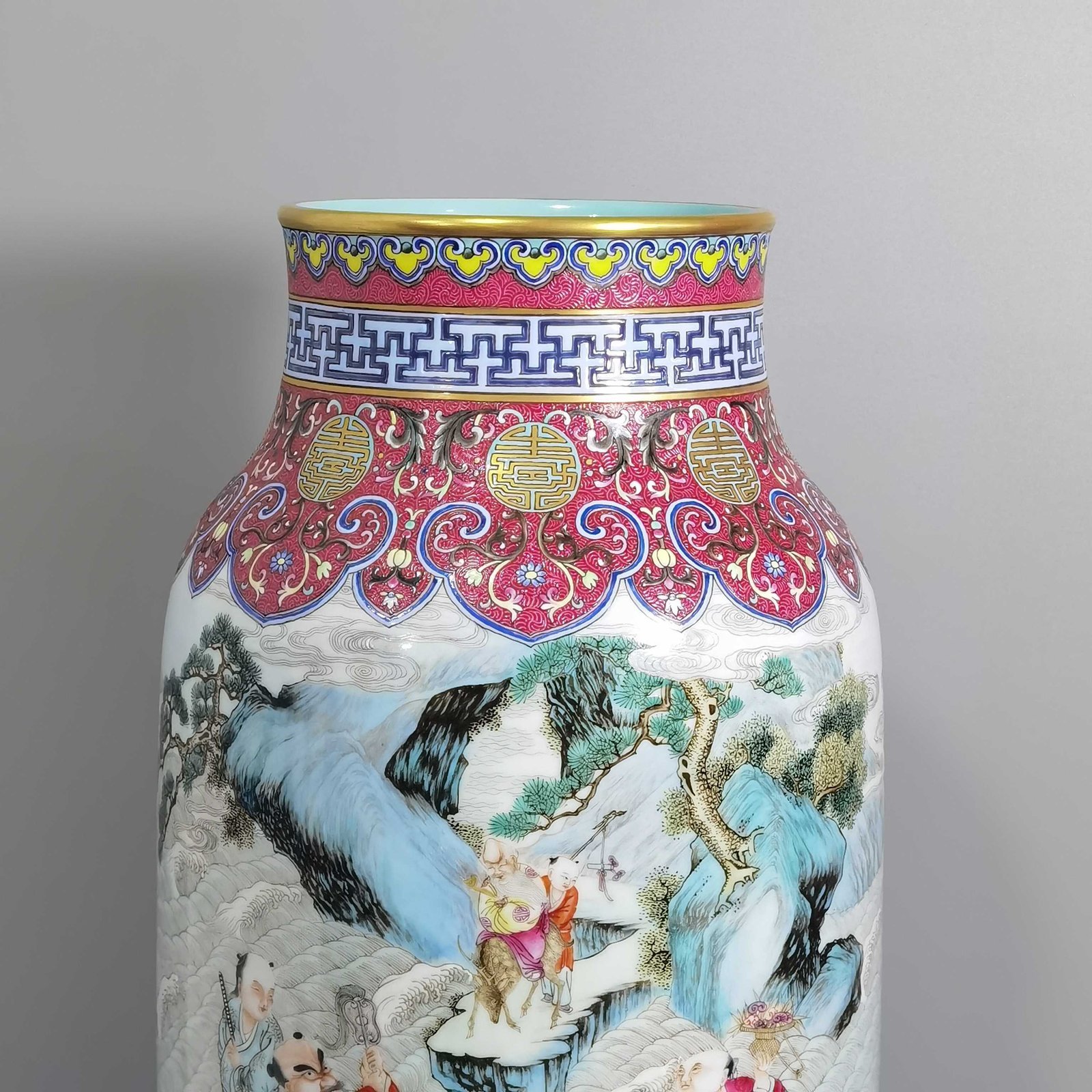 Qing Dynasty Qianlong Yangcai Eight Immortals Birthday Lantern Vase