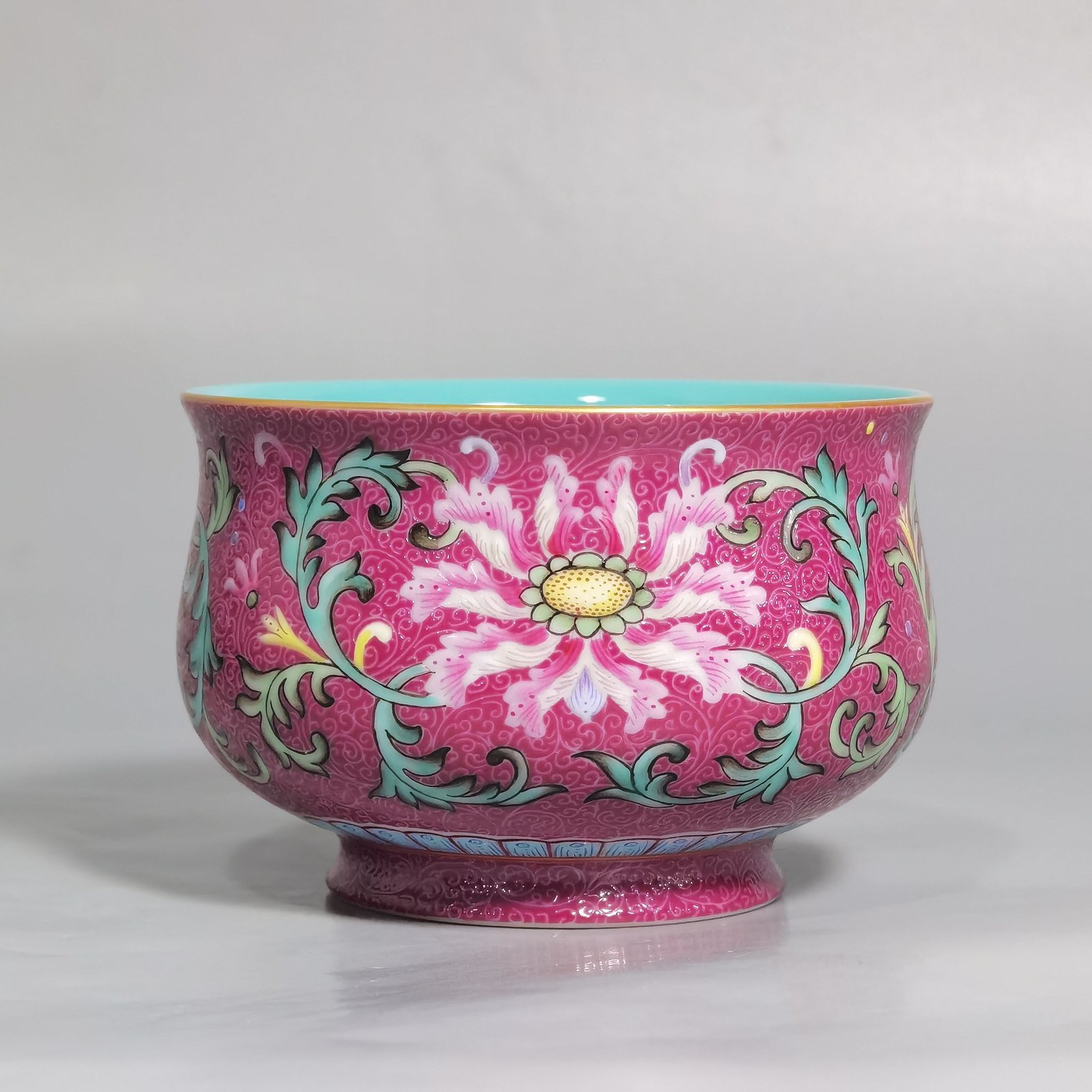Qing Dynasty Qianlong Yangcai Rouge Red Rolled Flower Cup Size Caliber
