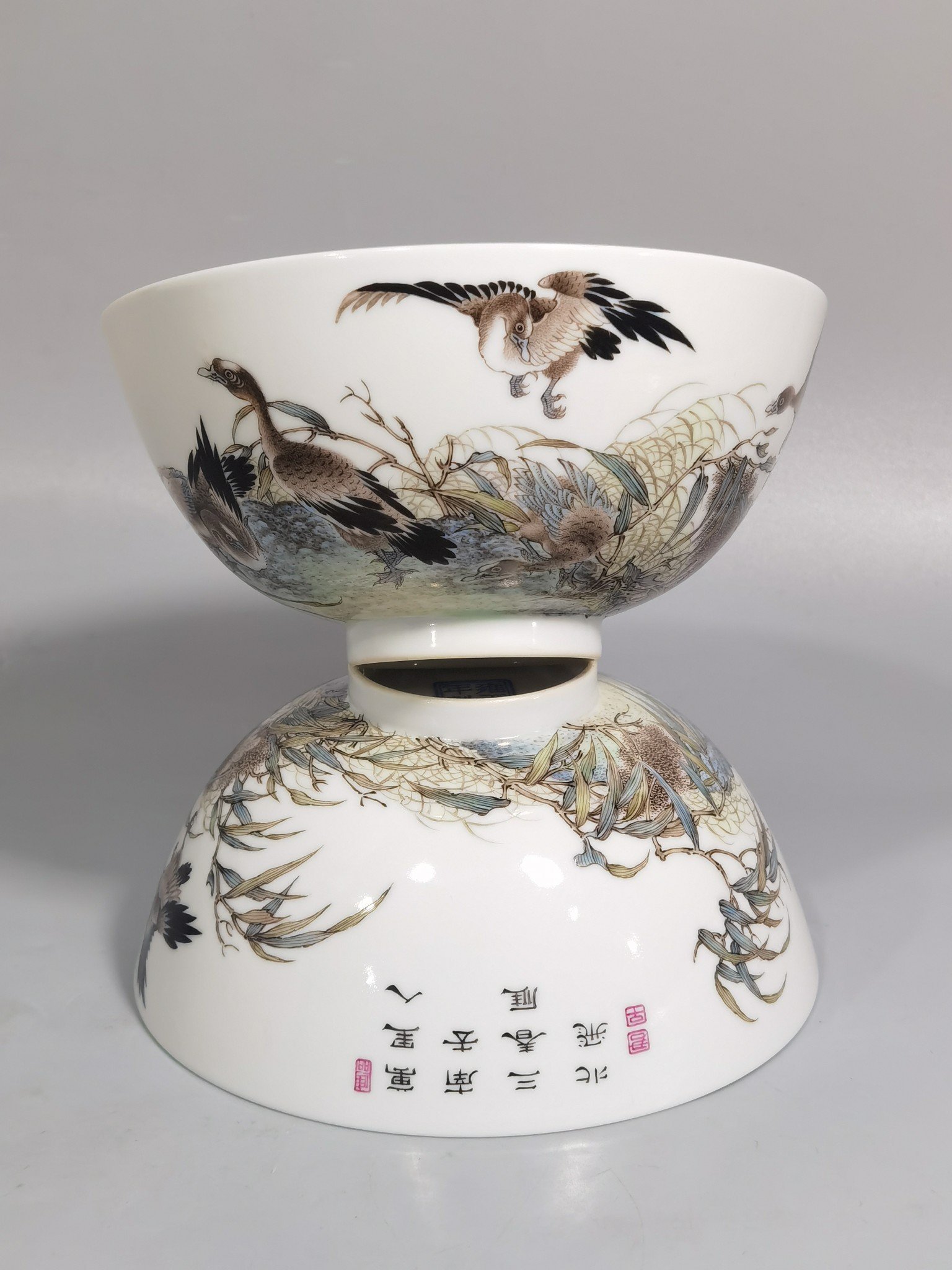 Qing Dynasty Qianlong period a pair of enamel Hanjiang reed and wild goose bowls