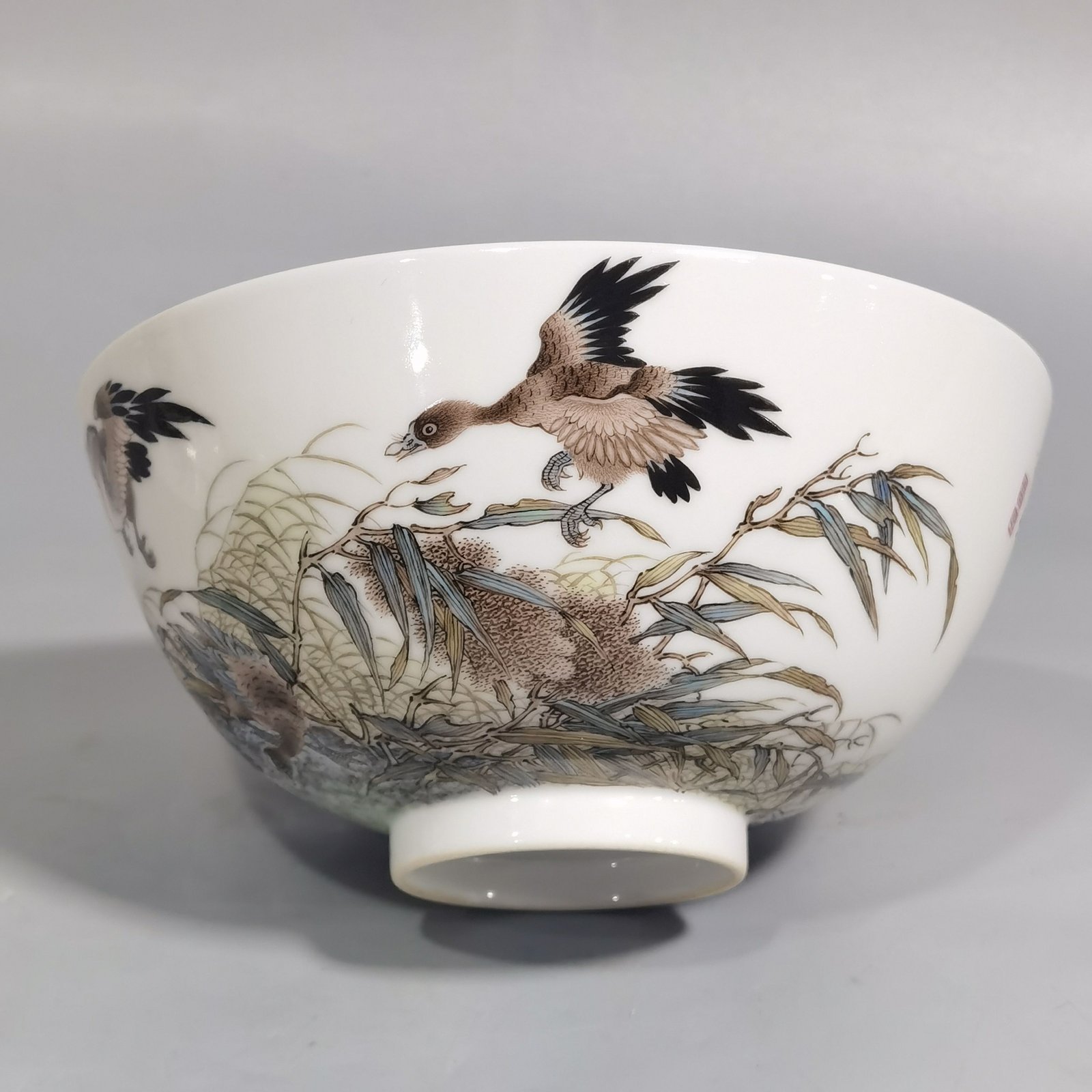 Qing Dynasty Qianlong period a pair of enamel Hanjiang reed and wild goose bowls