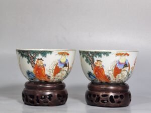 Qing Dynasty Qianlong Pastel Taiping Youxiang Barbarians Offering Treasures Arhat Cup