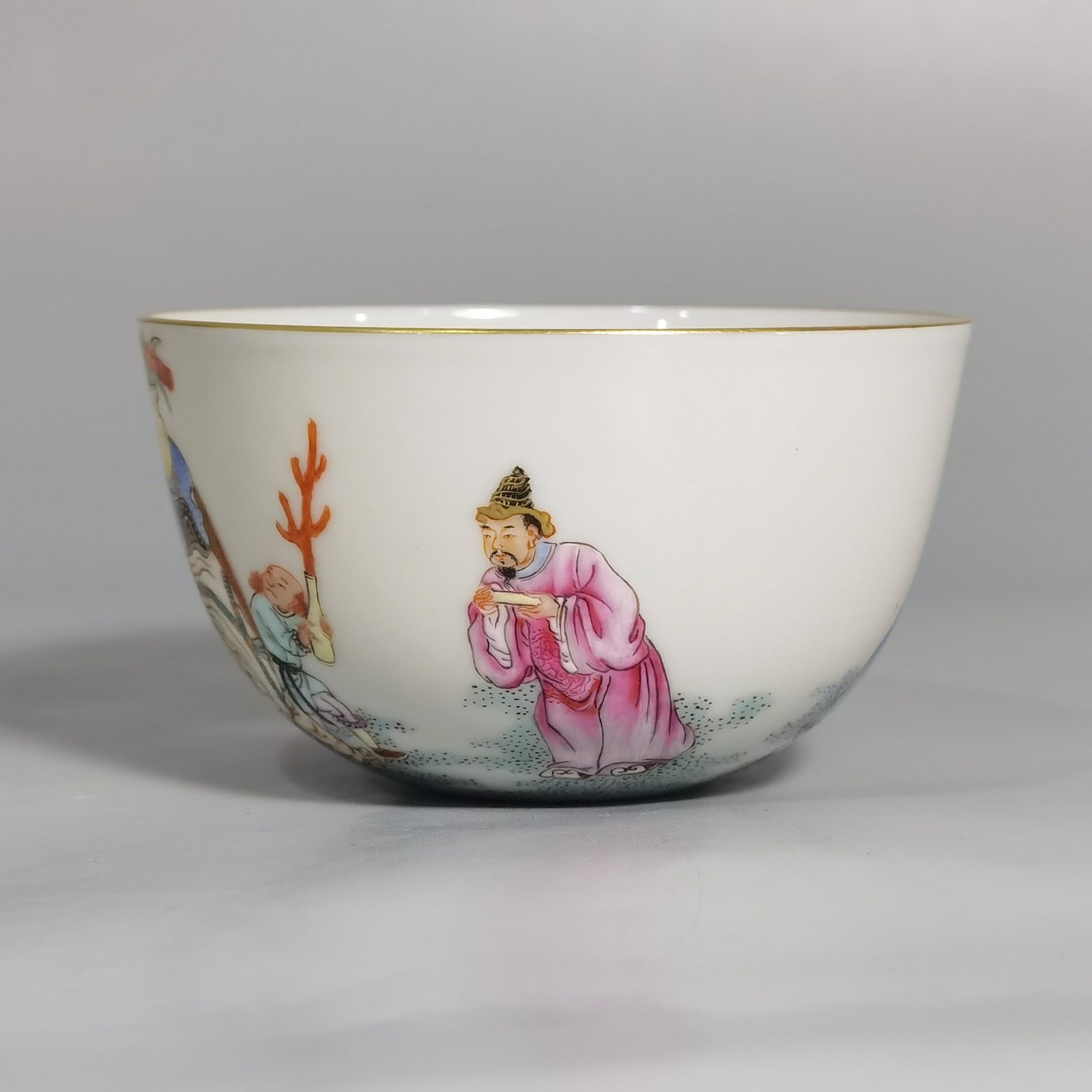 Qing Dynasty Qianlong Pastel Taiping Youxiang Barbarians Offering Treasures Arhat Cup