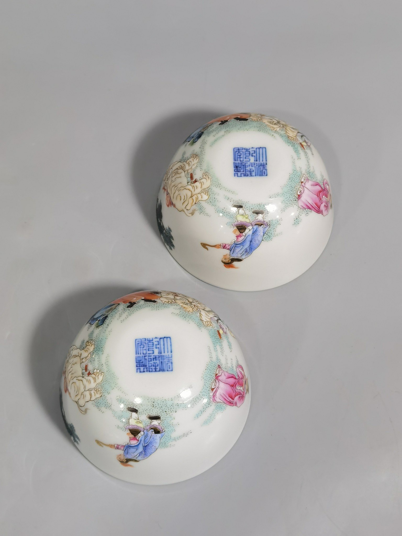 Qing Dynasty Qianlong Pastel Taiping Youxiang Barbarians Offering Treasures Arhat Cup