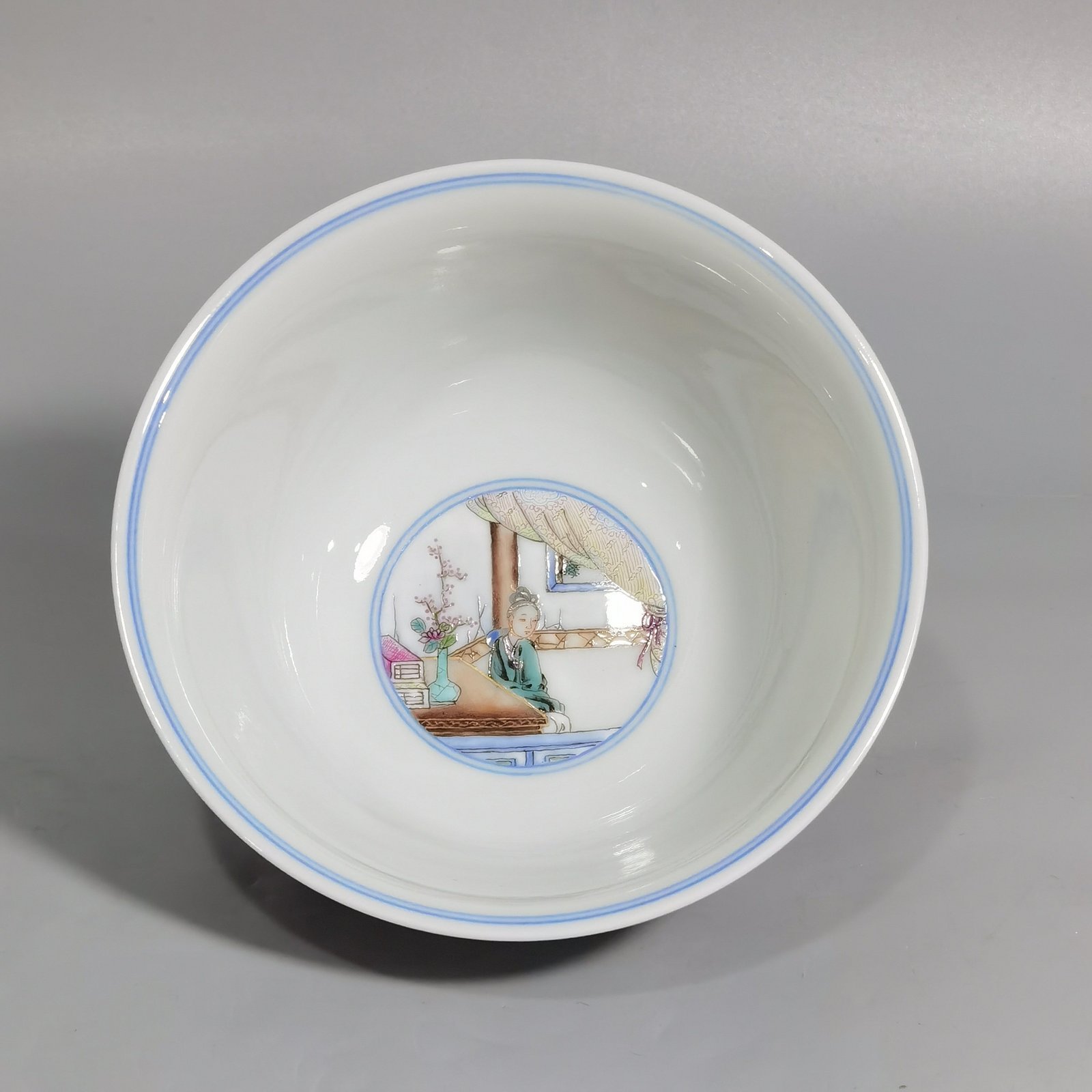 Qing Dynasty Qianlong a pair of pastel seven fairy elegant bowls