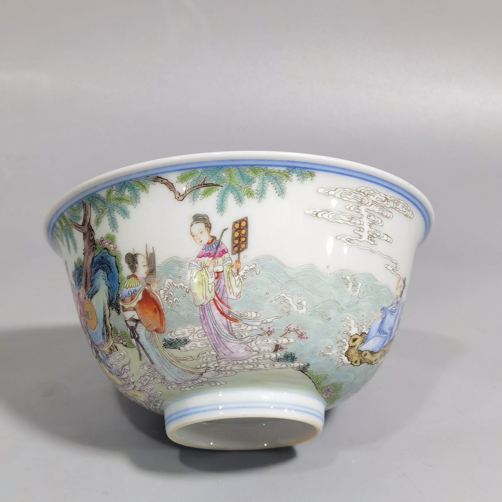 Qing Dynasty Qianlong a pair of pastel seven fairy elegant bowls