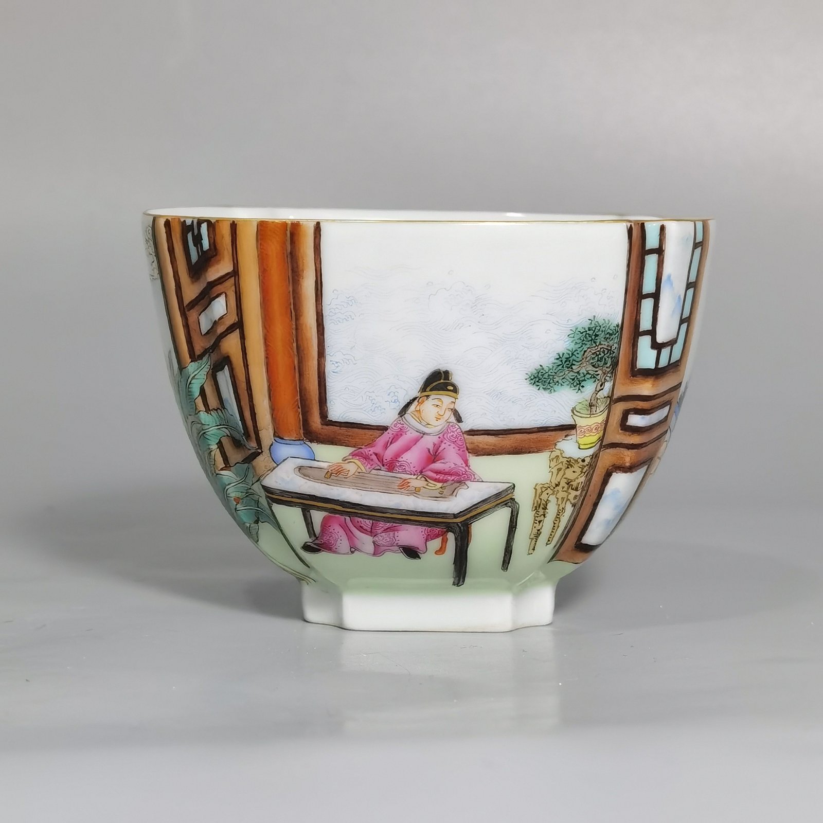 Qing Dynasty Qianlong famille rose stone Buddhist temple dragon girl listening to the piano square cup