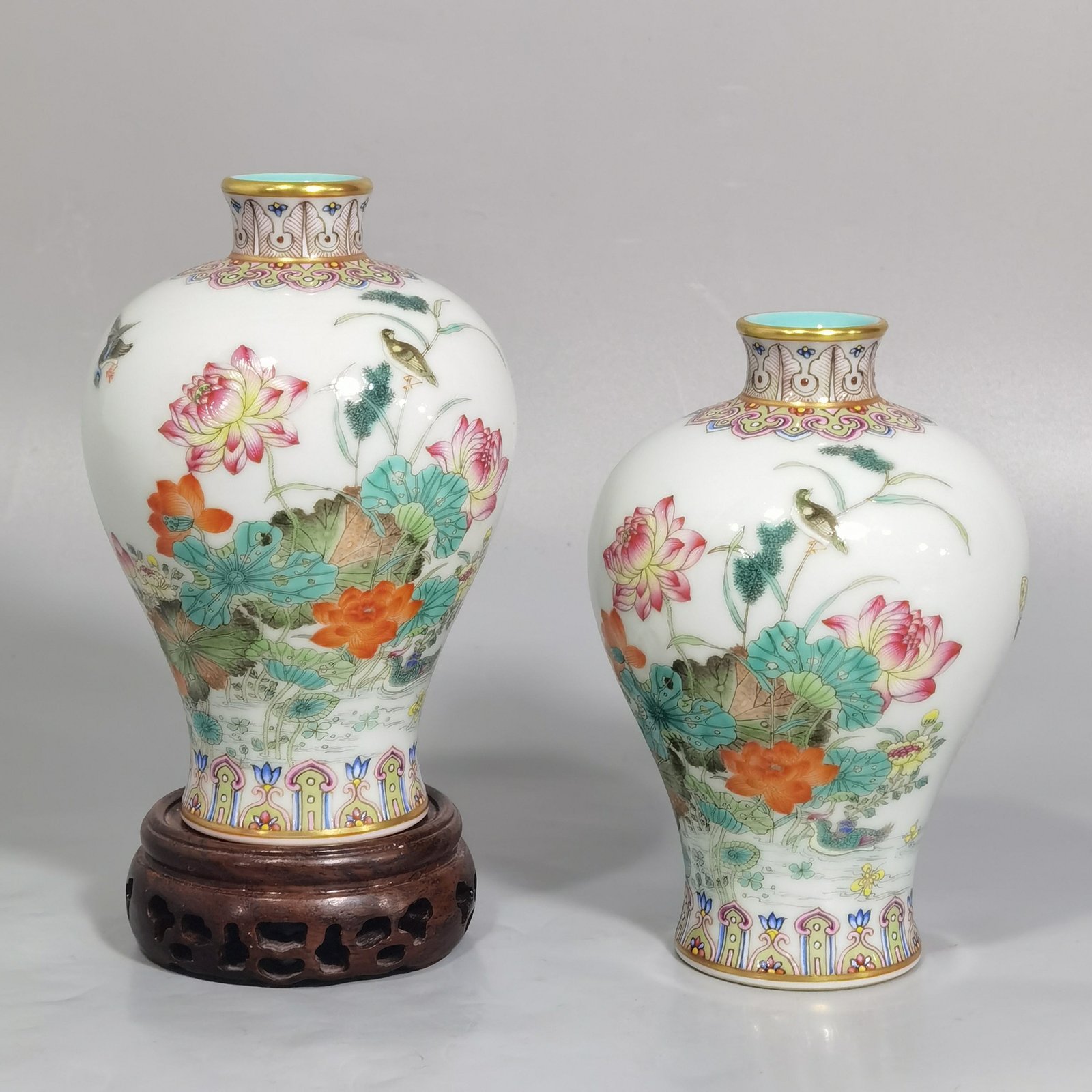 Qing Dynasty Qianlong Pastel plum vase