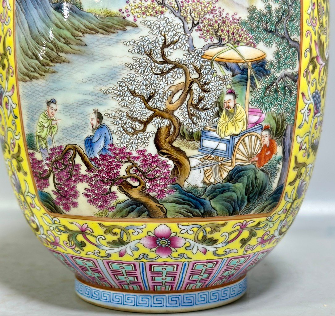 Qing Dynasty Qianlong Pastel yellow ground window character story lantern vase