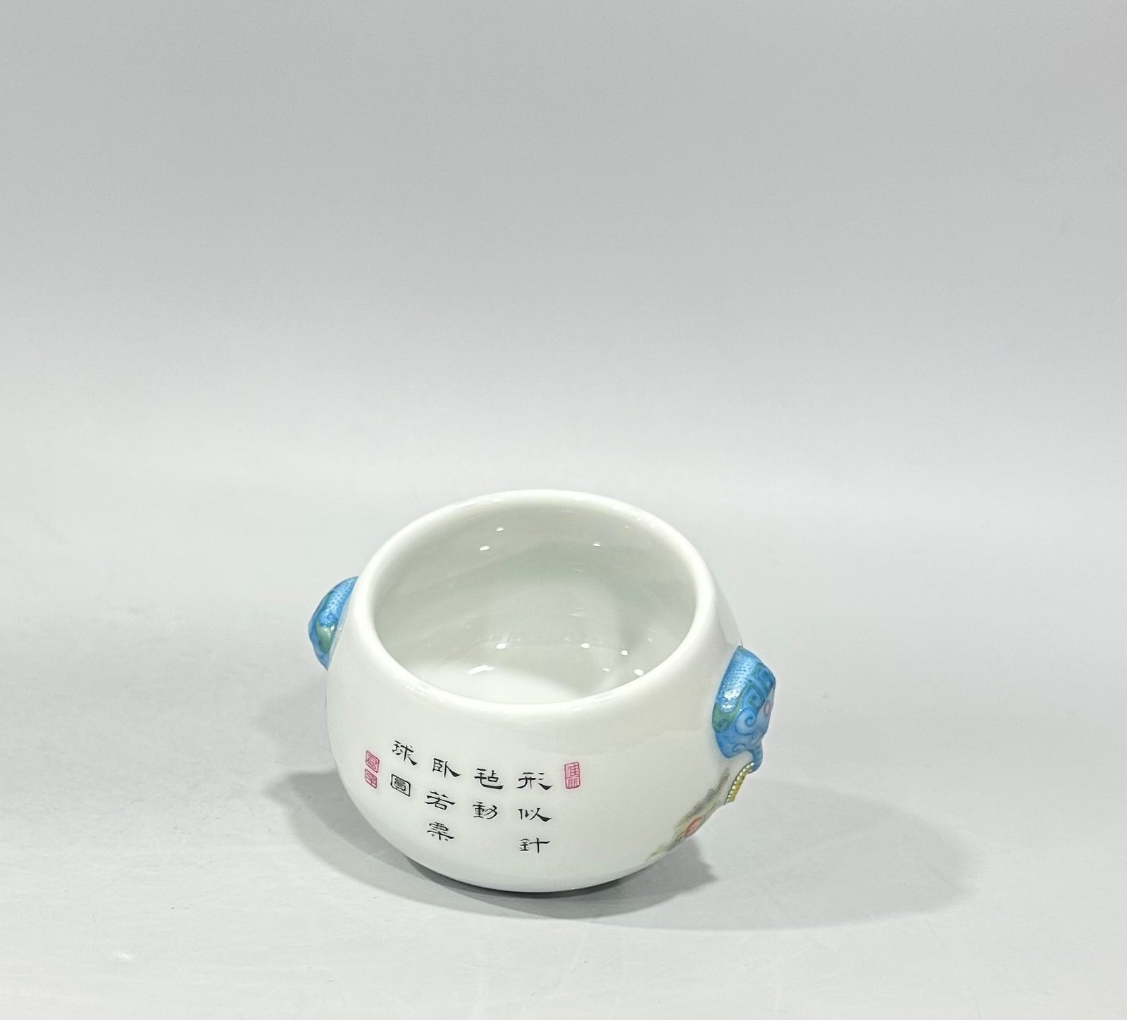 Qing Dynasty Qianlong Enamel painting with three legs and two ears washed