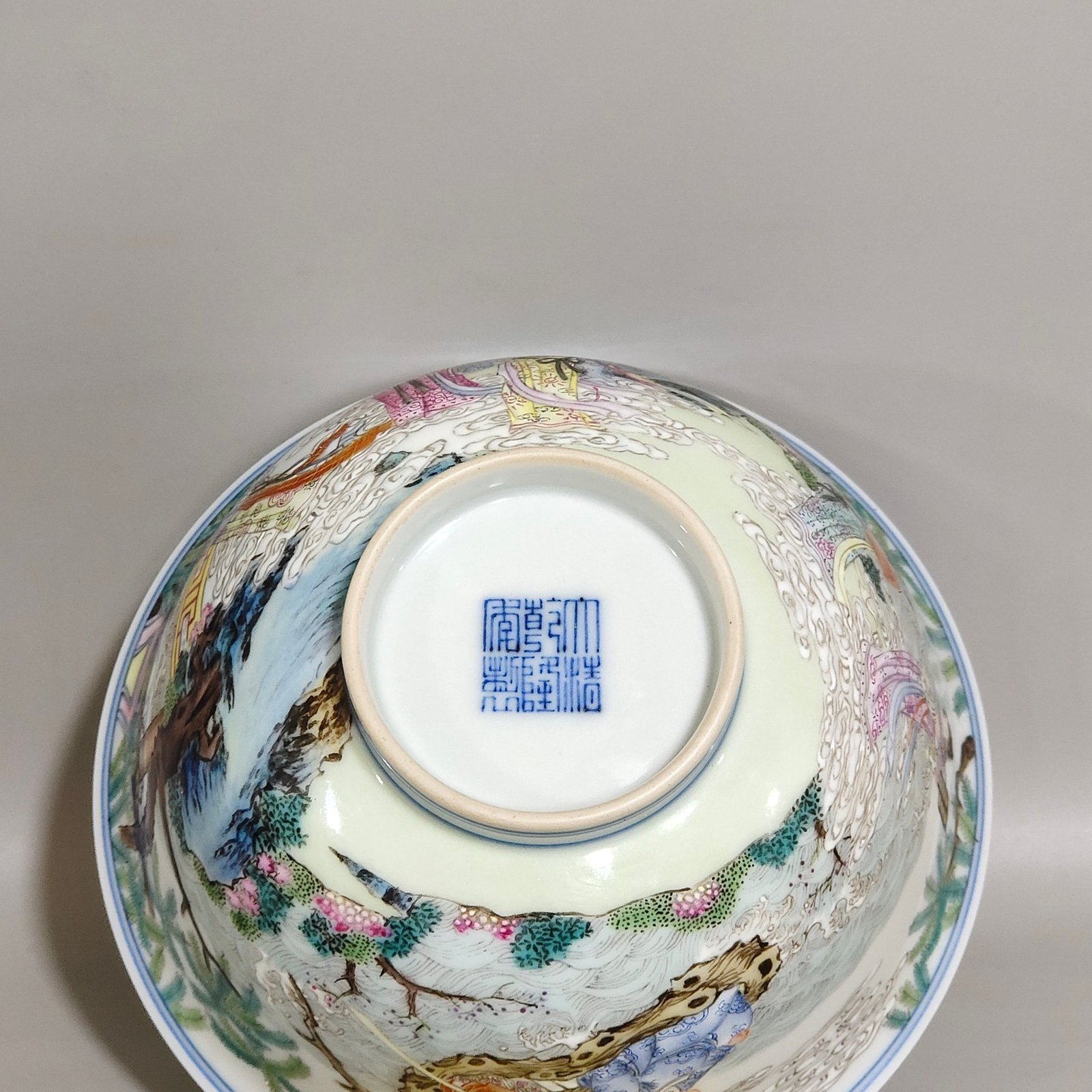 Qing Dynasty Qianlong figure seven fairies elegant bowl