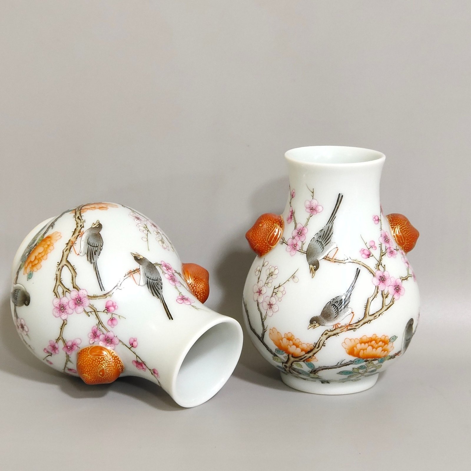 Qing Dynasty Qianlong Xi Shang Mei tip amphora