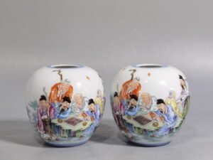 Qing Dynasty Qianlong the upper and lower sides are decorated with green materials and the water bowl