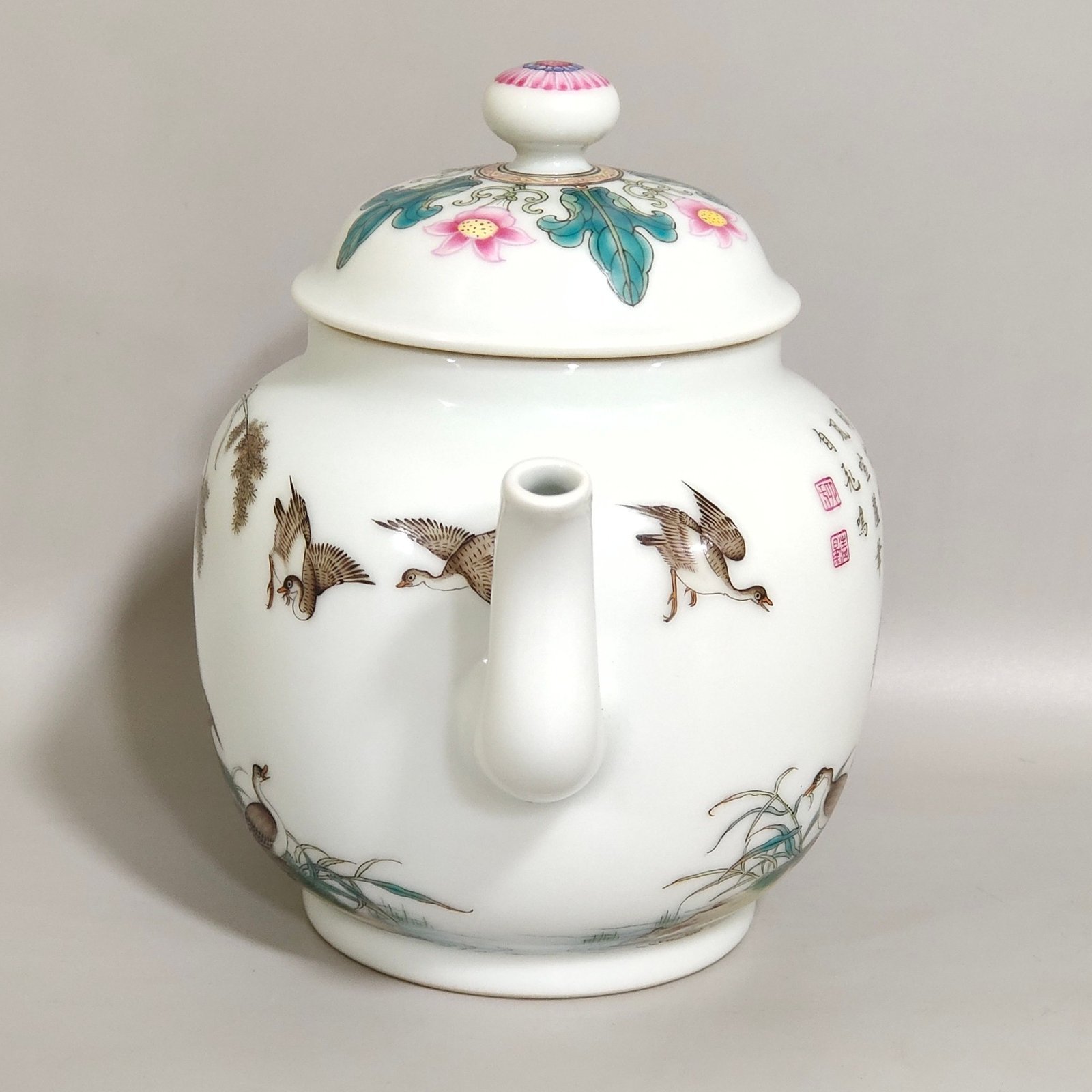 Qing Dynasty Qianlong enamel Feiming accommodation picture tea