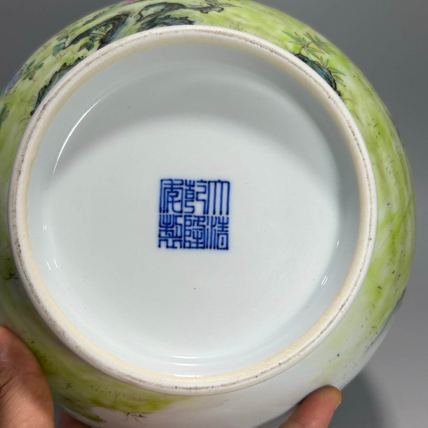 Qing Dynasty Qianlong Pastel Pine and Crane Tongchun Zun