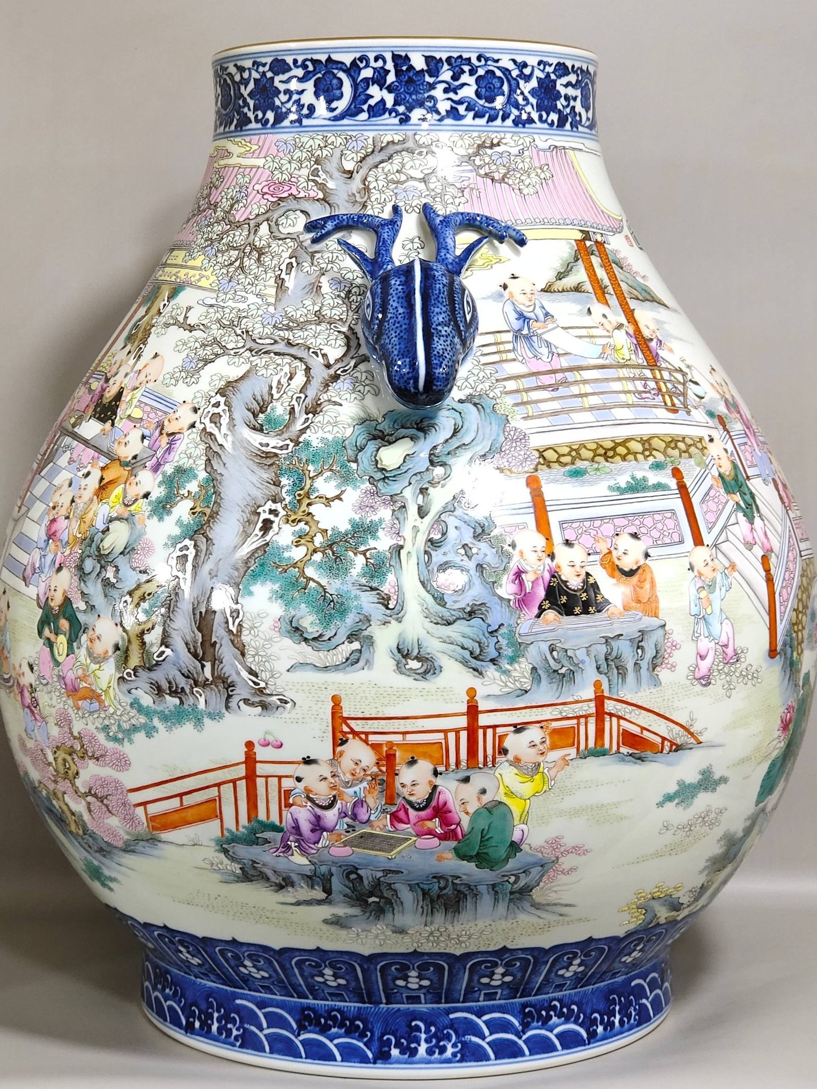 Qing Dynasty Qianlong blue and white and pastel baby deer head statue