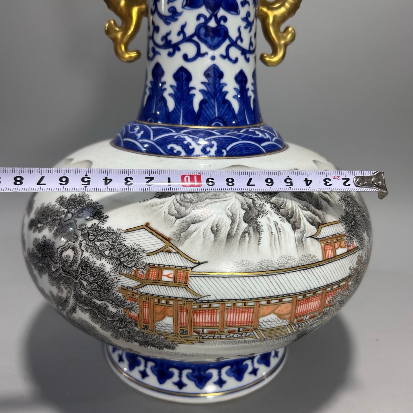 Qing Dynasty Qianlong blue lace ink color landscape amphora