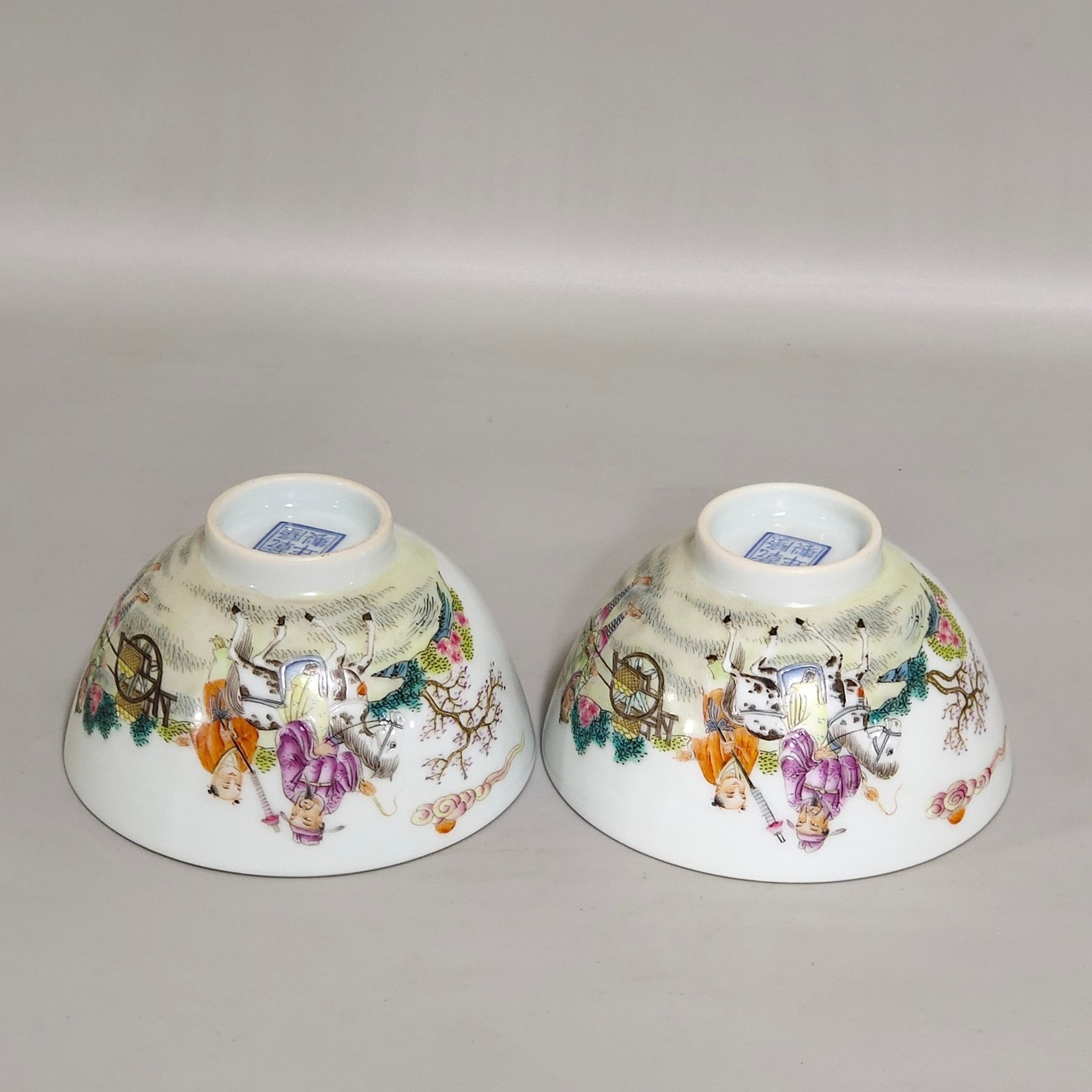 Qing Dynasty Qianlong ‘s character story story cup