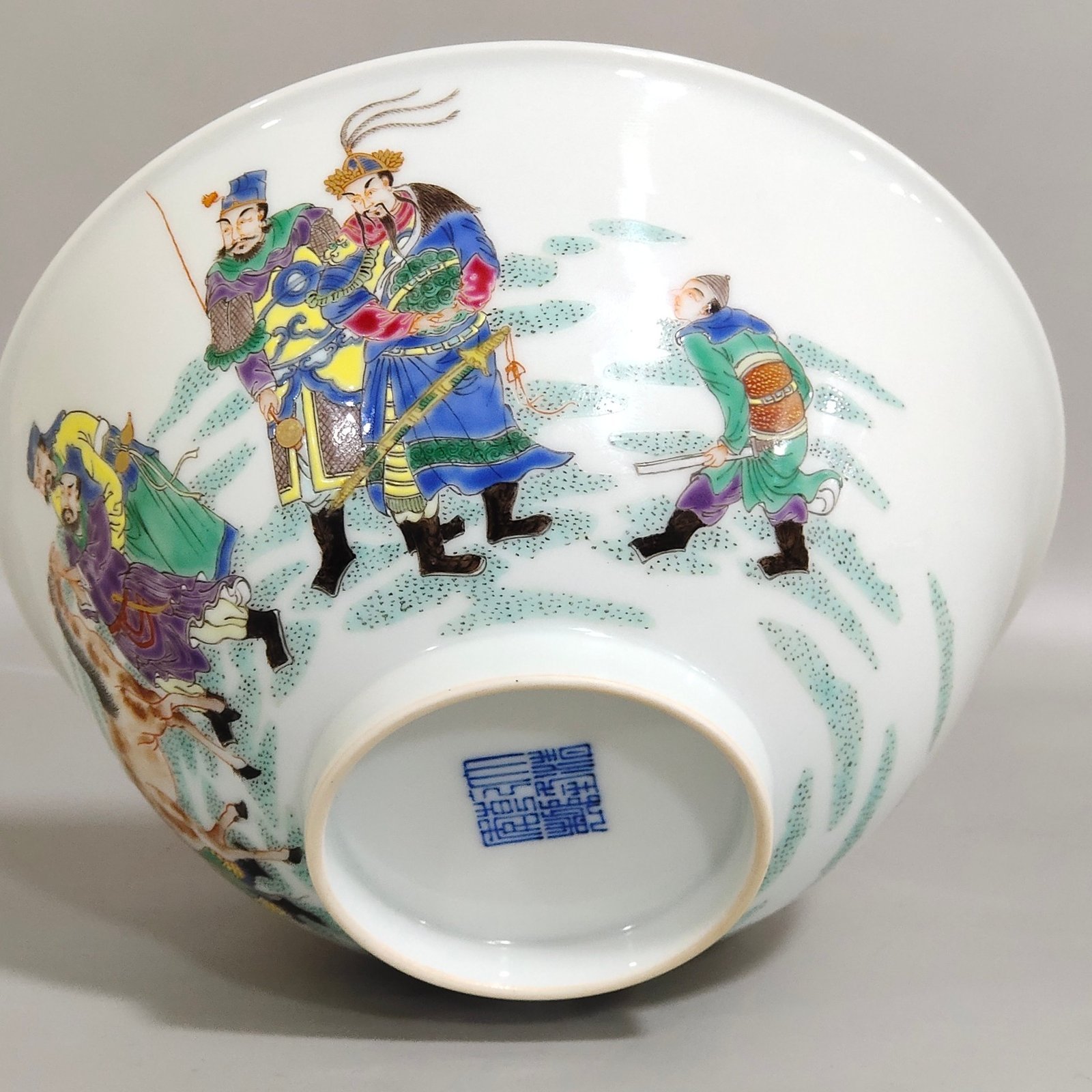 Qing Dynasty Qianlong character story bowl