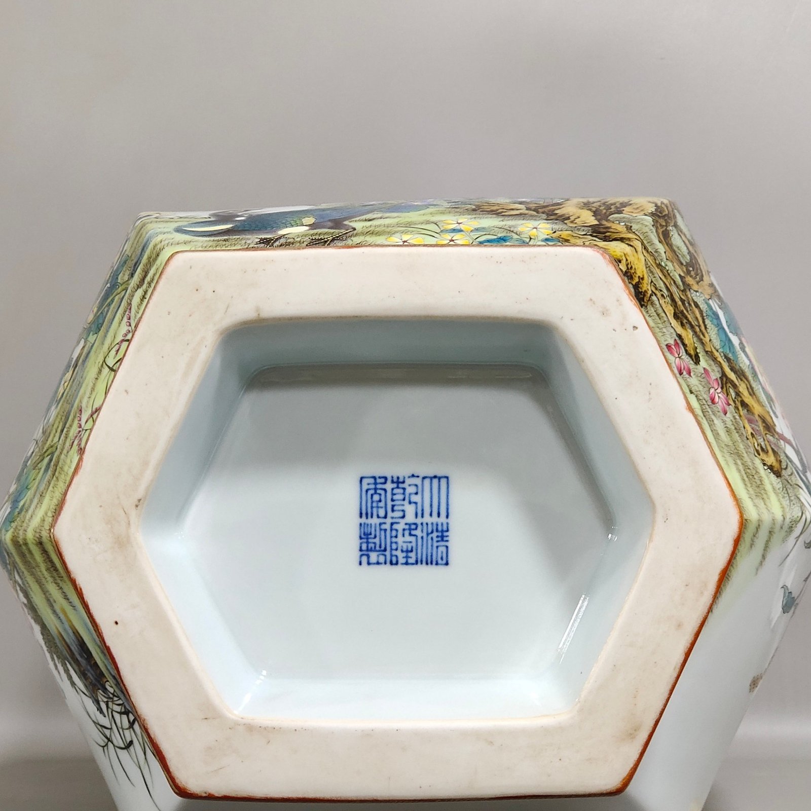 Qing Dynasty Qianlong six-sided mandarin duck flower poem amphora