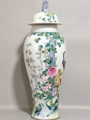 Qing Dynasty Qianlong phoenix peony covered jar