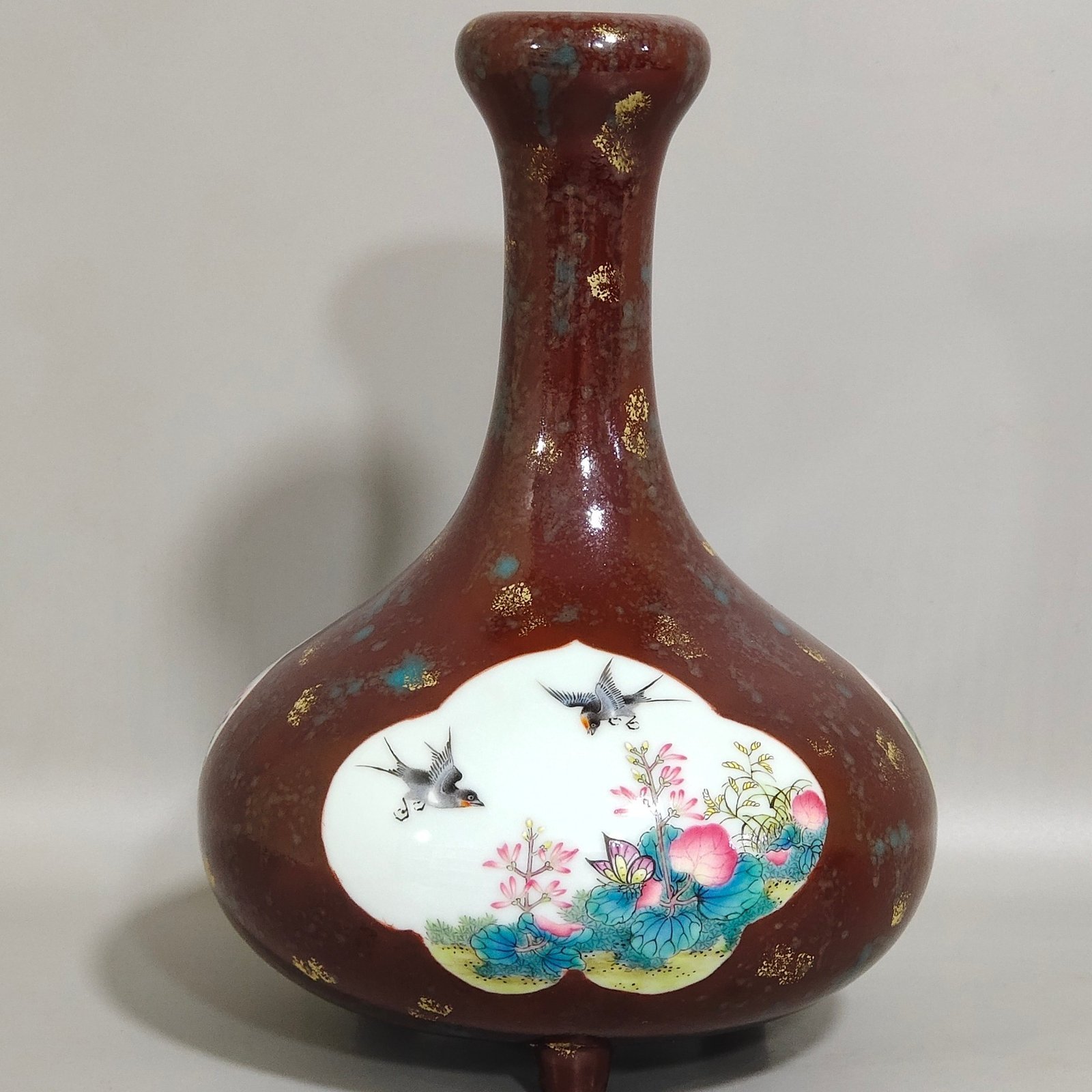 Qing Dynasty Qianlong bronze color window flower