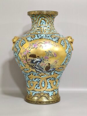 Qing Dynasty Qianlong bronze color embossed gold window amphora
