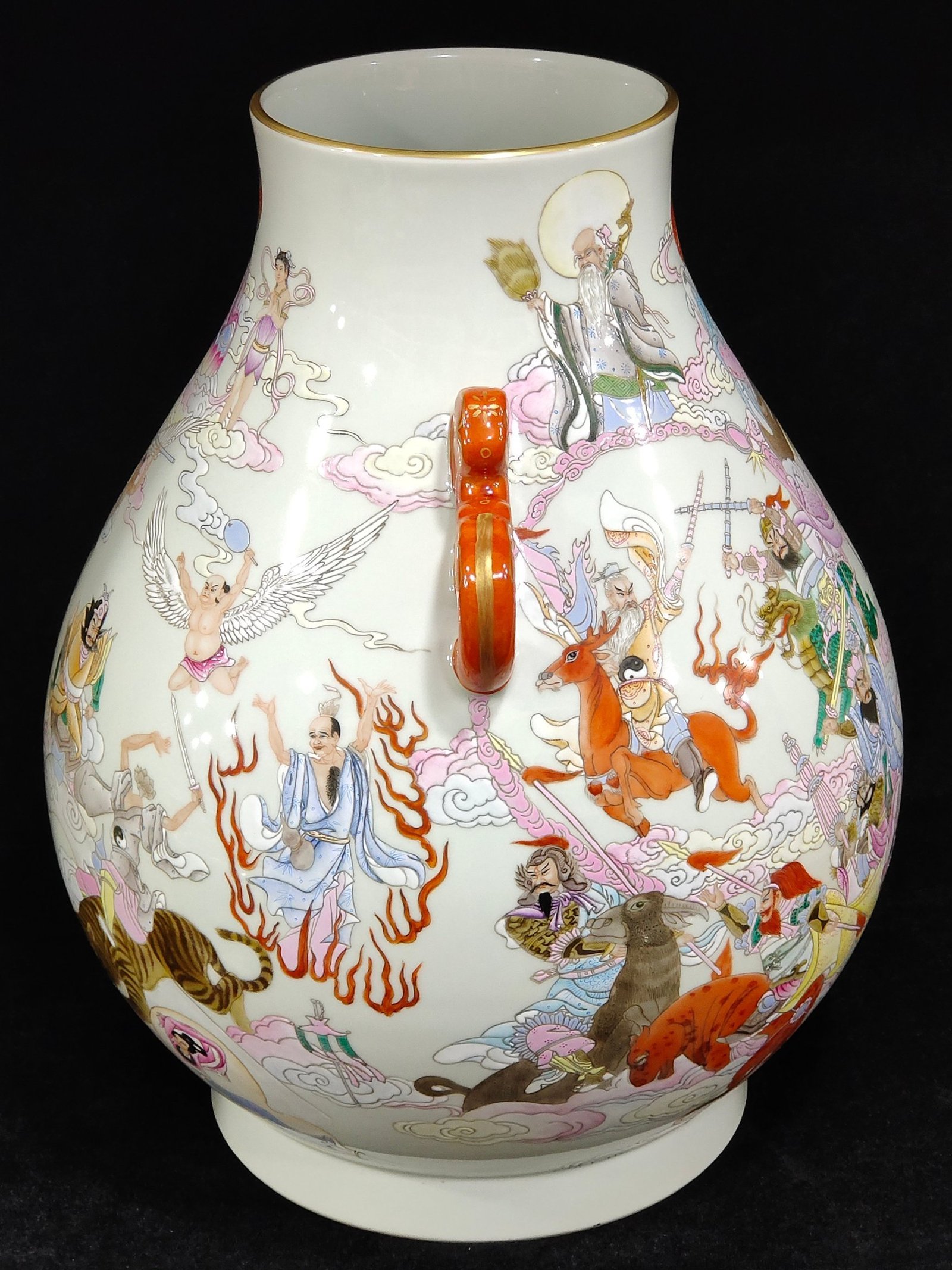 Qing Dynasty Qianlong’s Buddha Bucket Statue