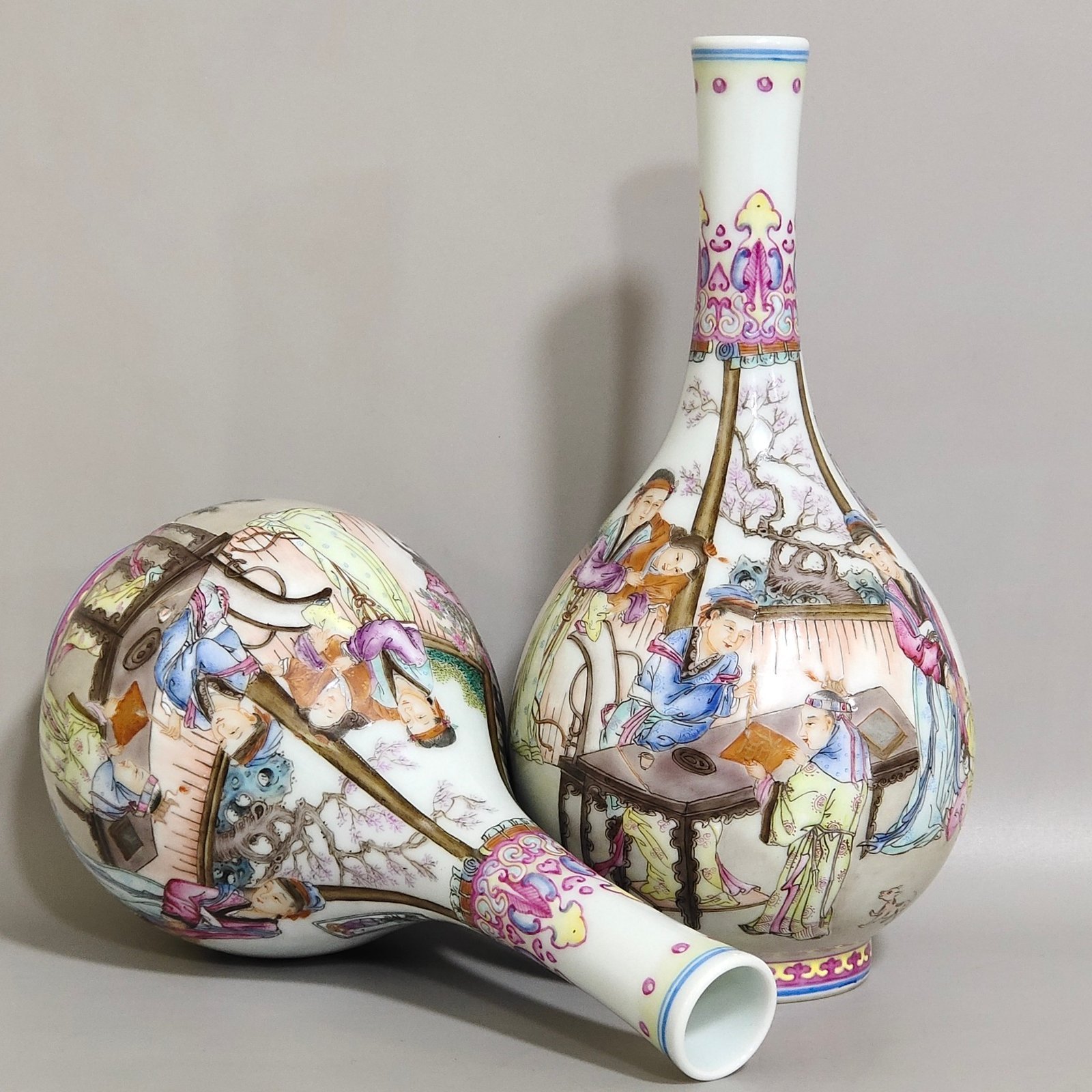 Qing Dynasty Qianlong A story vase